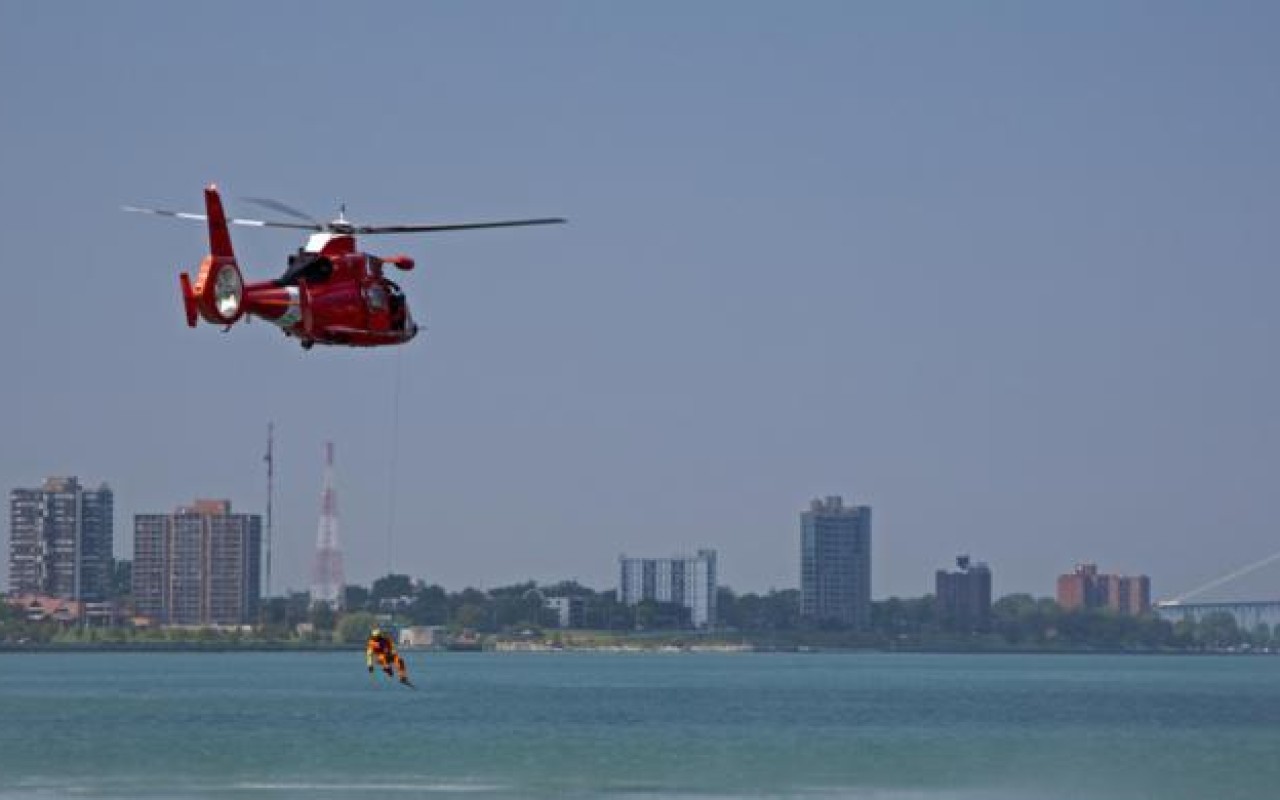 Amerikada helikopter qəzaya uğradı- Ölənlər var